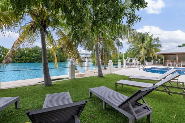 Outdoor pool, a heated pool