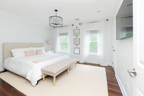 5 camere, una scrivania, ferro/asse da stiro, Wi-Fi