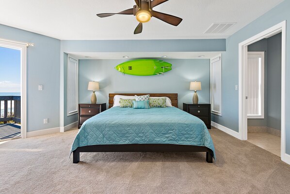 1 bedroom, iron/ironing board, travel cot, WiFi - Direct Oceanfront Honeymoon Suite- Bonzer (Melbourne Beach)