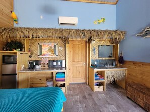 1 slaapkamer, een bureau, gratis wifi, beddengoed