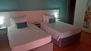 基础客房 | 熨斗/熨板、免费 WiFi