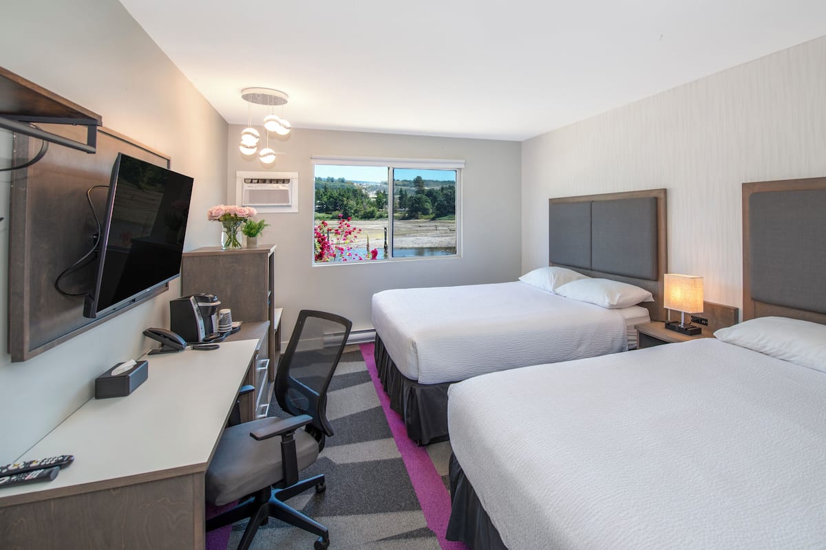 Deluxe Room, 2 Queen Beds, Ocean View | Egyptian cotton sheets, premium bedding, pillow-top beds, desk