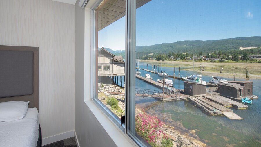 The Spot at Porpoise Bay