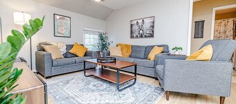 Upstairs at the Estate - Across from SP Golf Club