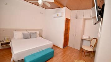 Quarto básico | Ferros/tábuas de passar roupa, Wi-Fi de cortesia