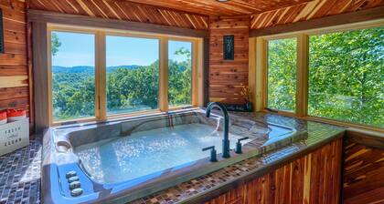 Soaring Eagle Luxury Treehouse