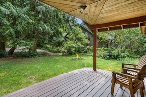 House, 2 Bedrooms | Balcony