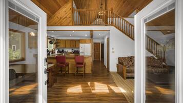 House, 2 Bedrooms | Interior