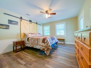 3 多间卧室、WiFi、床单