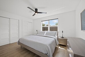 3 bedrooms, iron/ironing board, free WiFi, bed sheets