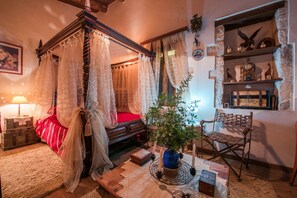 3 habitaciones y caja de seguridad en la habitación 