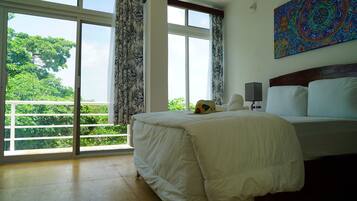 Family Villa, Multiple Beds, Kitchenette, Lagoon View | 1 bedroom, free WiFi, bed sheets