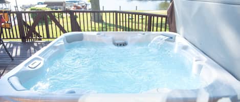 Bain à remous extérieur