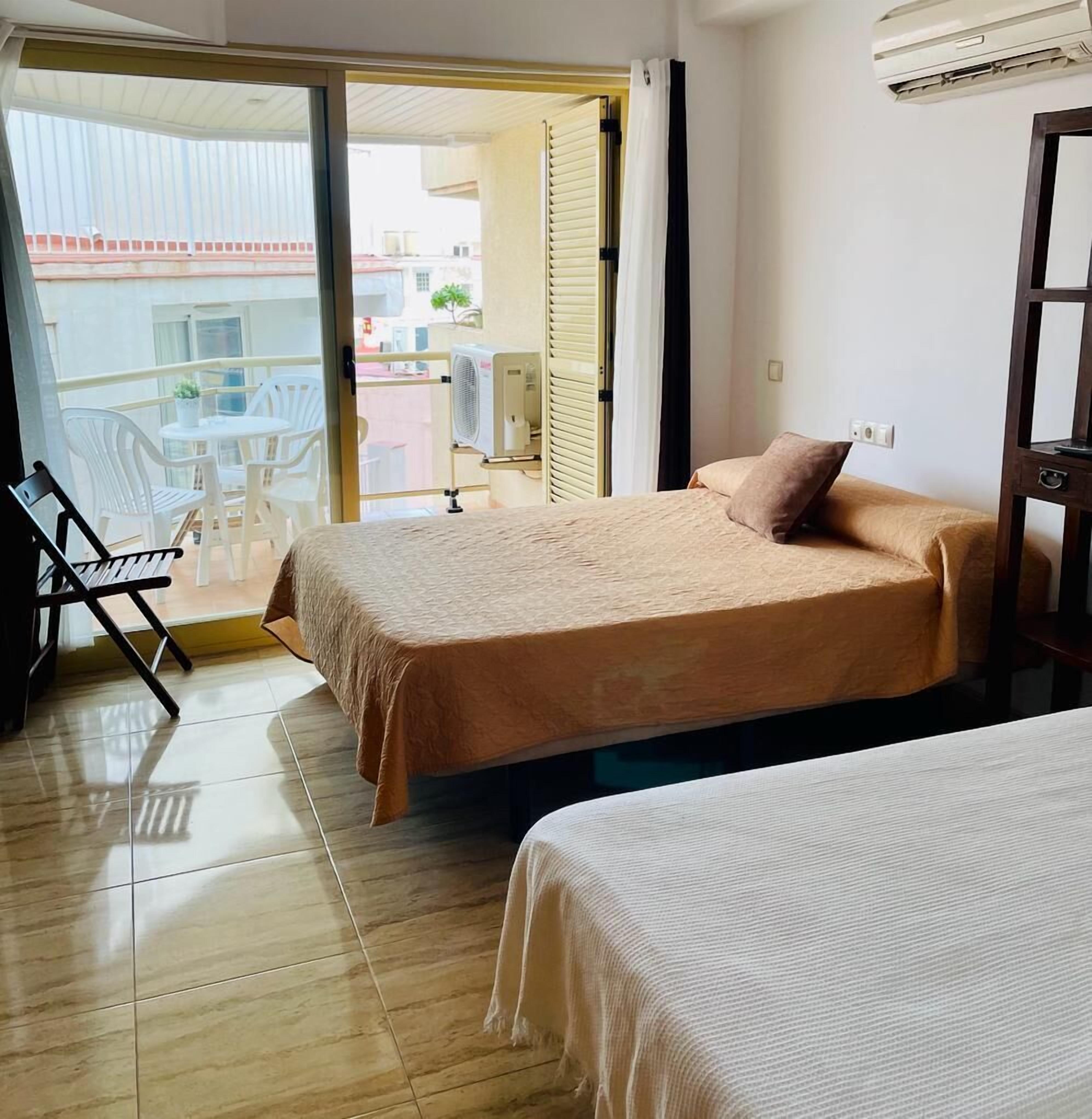 Iron/ironing board (on request), free WiFi, bed sheets