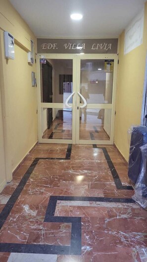 Entrée de l’hébergement