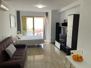 Studio Supérieur | Fer et planche à repasser, Wi-Fi gratuit, draps fournis