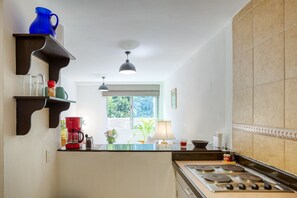 Private kitchen - Mai Calli Home Rentals (Mexico City)