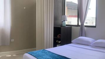Standard Double Room, 1 Queen Bed | In-room safe, iron/ironing board, free WiFi, bed sheets