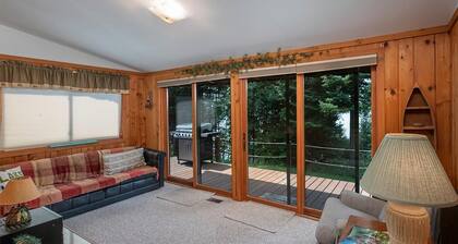 Fence Lake Retreat w/ dock