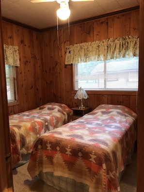 2 habitaciones, wifi gratis y ropa de cama 
