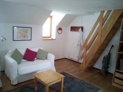 No 2 Old Town Apts  is in the centre of Bohinjska Bistrica, close to amenities. 