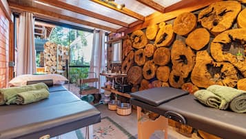 Deep-tissue massages, massages