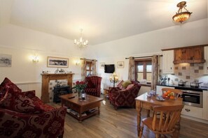 Living room - Smiddy Cottage (South Uist)