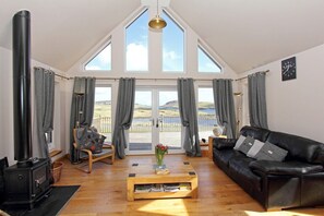 Cottage | Interior - Ceann an Loch Cottage (Isle of Lewis)