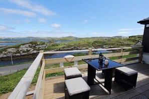 Cottage | Balcony - Seaview (Isle of Barra)