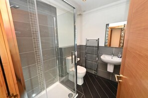 Cottage | Interior - Inverness City Apartment (Inverness)