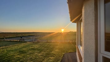 Cottage | Property grounds
