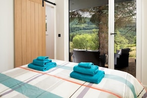 Casa de campo | 2 dormitorios, decoración individual, mobiliario individual