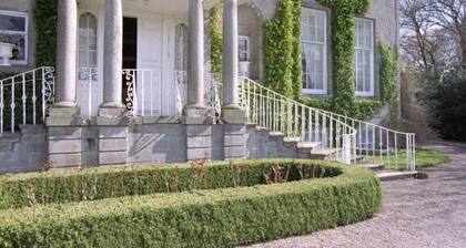 Cortes House