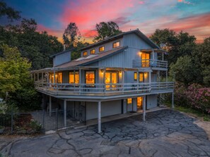 Exterior - Hodges Hill Hideout w/ pool, spa, BBQ - Dog Friendly! (Oakhurst)
