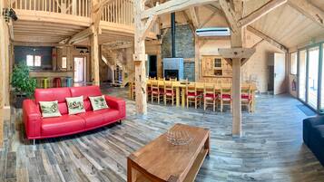 Télévision, table de tennis de table