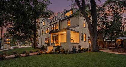 Hot Tub | Theater | Sauna | Deck | Fire Pit | Walk to Stadium/Downtown/Park