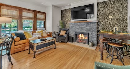 Hot Tub | Theater | Sauna | Deck | Fire Pit | Walk to Stadium/Downtown/Park
