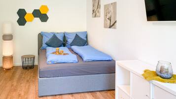 1 Schlafzimmer, BĂŒgeleisen/BĂŒgelbrett, WLAN, BettwĂ€sche
