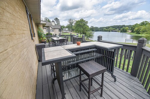 Waterfront Home w/ Spacious Outdoor Deck & Boat Slips!