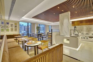 Dining - Park Inn by Radisson Surat (Surat)