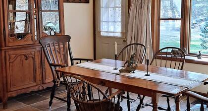 Beautiful Berkshire rental, rustic elegance, August through fall