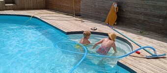 T2 apartment with 50's cinema spirit and swimming pool