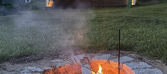 NEW! Charming Lakefront House