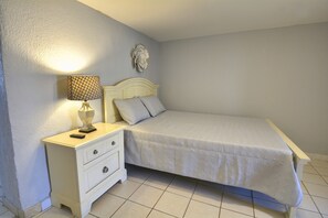 1 bedroom, WiFi - Del Sol Medical Center Gem (El Paso)