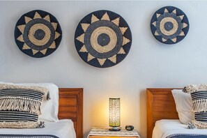 2 chambres, coffres-forts dans les chambres, Wi-Fi gratuit
