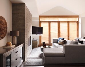 Condo, 2 Bedrooms | Living room