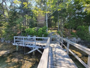 Terrace/patio - Ebb And Flow | 4 Bed, 2 Bath (Boothbay)