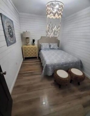 2 多间卧室、WiFi