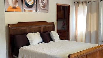 3 Schlafzimmer, Bügeleisen/Bügelbrett, kostenloses WLAN, Bettwäsche