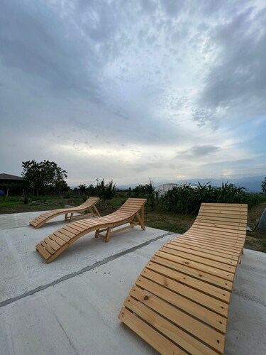 comfortable family hotel, pet friendly, with open pool, beautiful garden 